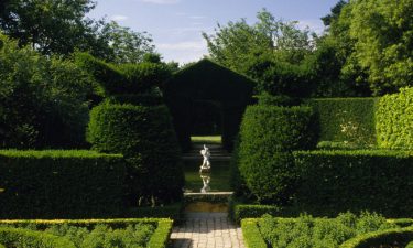 Hidcote: A Garden For All Seasons